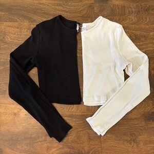 2 PACK - White and Black Long Sleeve Crop Top